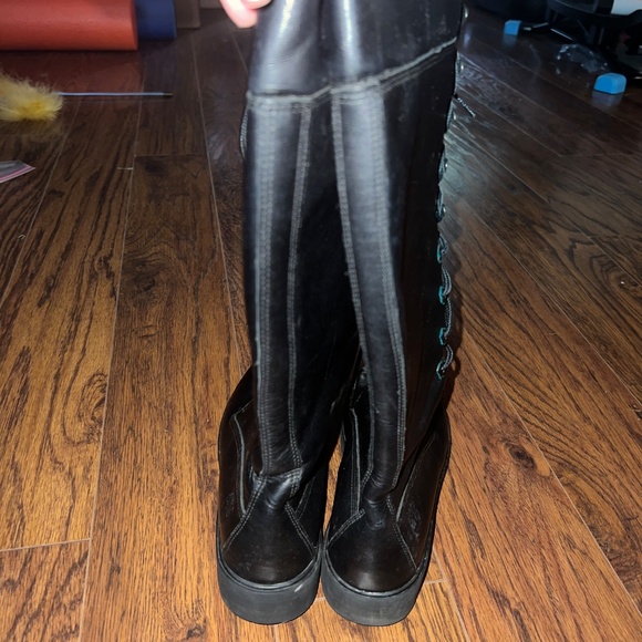 Timberland lace-up combat Black Leather Boots - Picture 6 of 12